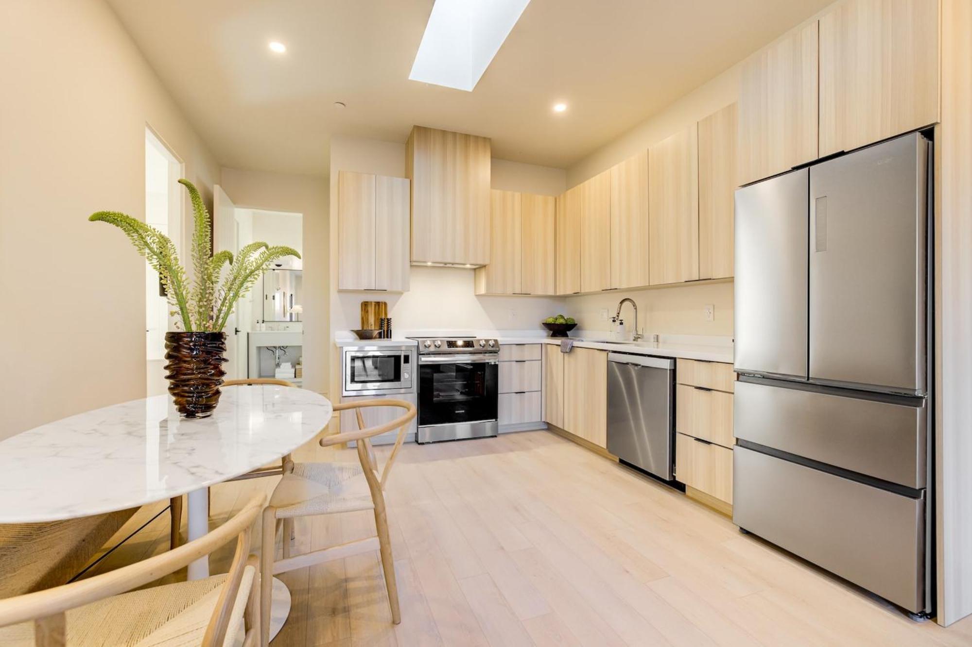 Casa De La Vina - Boutique Apartments In Downtown ซานตาบาร์บารา ภายนอก รูปภาพ