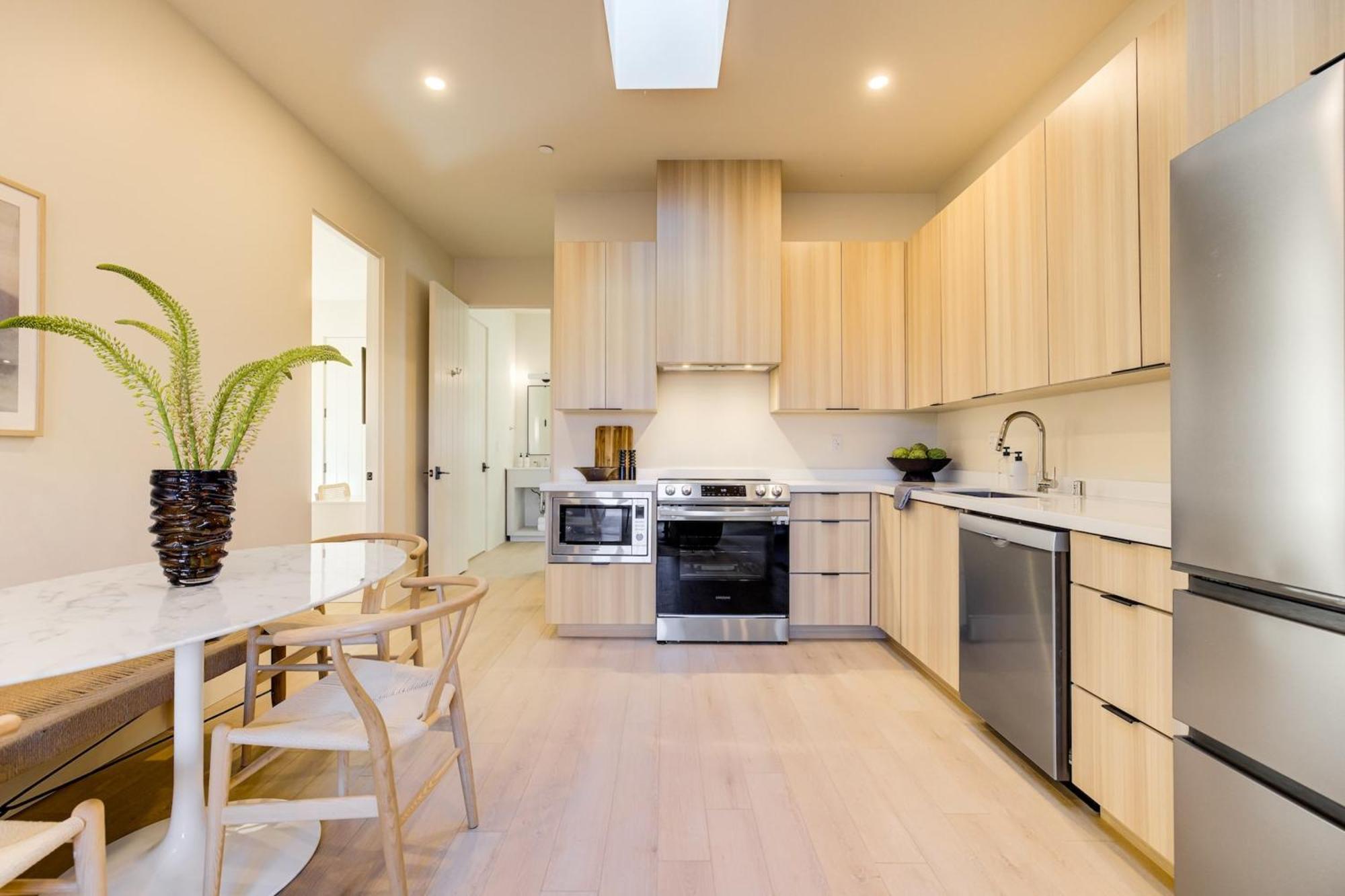Casa De La Vina - Boutique Apartments In Downtown ซานตาบาร์บารา ภายนอก รูปภาพ